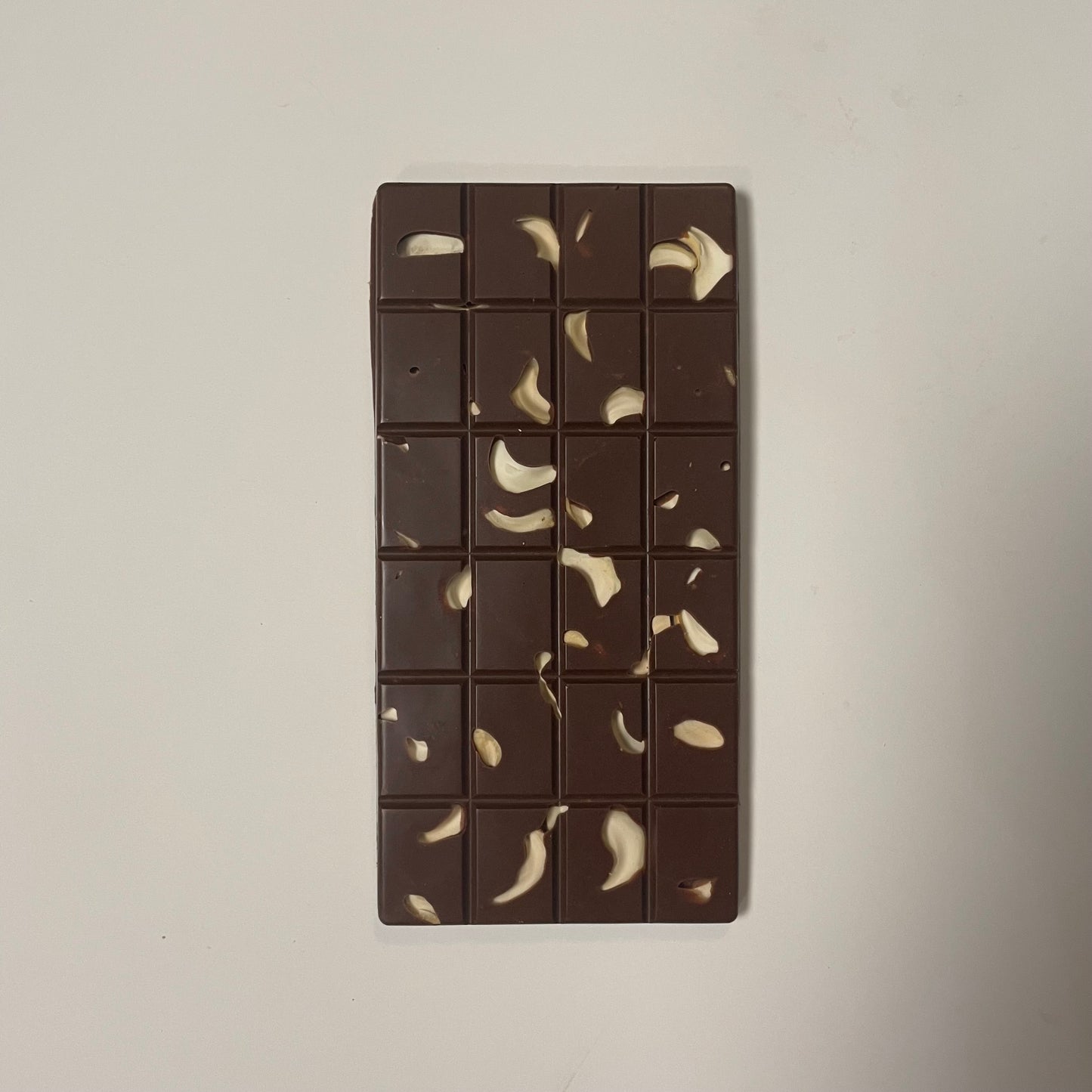 Healthy organic Naturally Date Sweetened chocolate sweetened with fruit No Sugar Added chocolate no refined sugar date sugar low sugar chocolate near me High Fiber Cashews cashew dark chocolate gut friendly