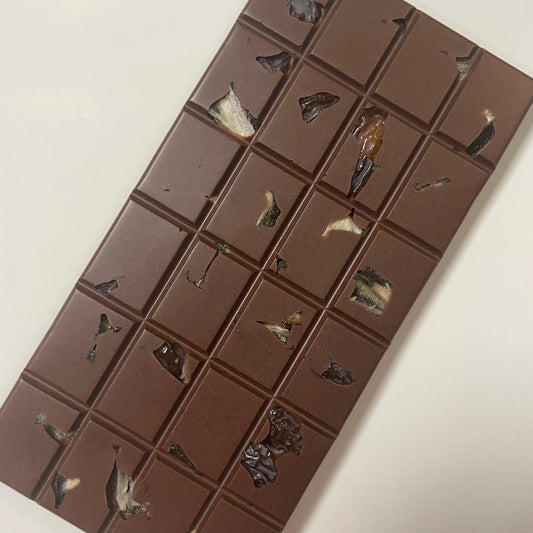 Healthy organic Naturally Date Sweetened chocolate sweetened with fruit No Sugar Added chocolate no refined sugar date sugar low sugar chocolate near me High Fiber dates chocolate dark chocolate gut friendly clean ingredients