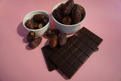 Healthy organic Naturally Date Sweetened chocolate sweetened with fruit dark chocolate 70% cocoa No Sugar Added chocolate no refined sugar date sugar low sugar chocolate near me High Fiber dates chocolate dark chocolate gut friendly microbiome  chocolate clean ingredients